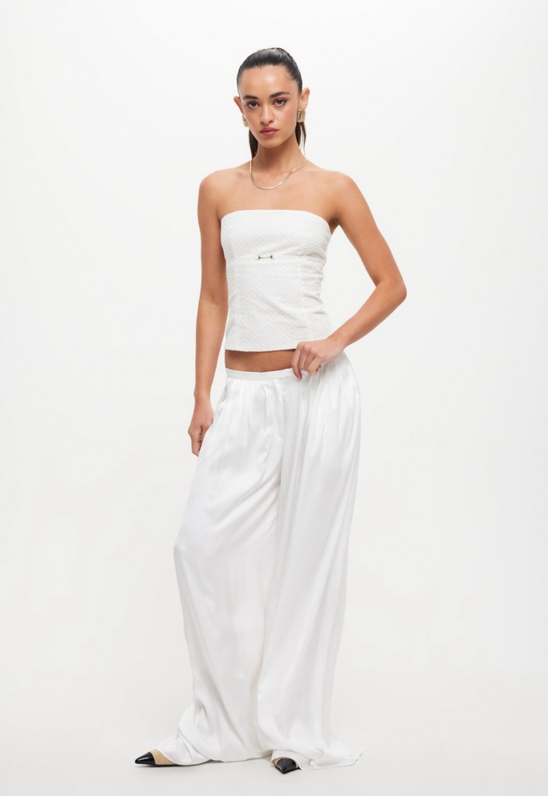 White Lioness Allure Strapless Top | India-UKJBH6108